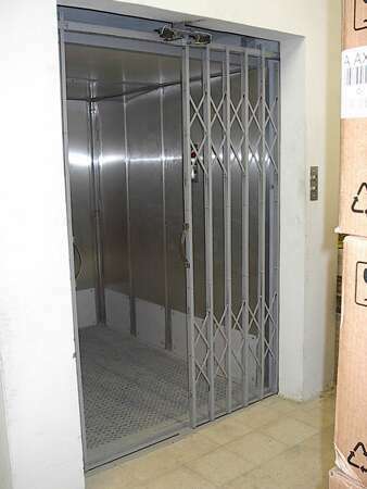 freight elevator2